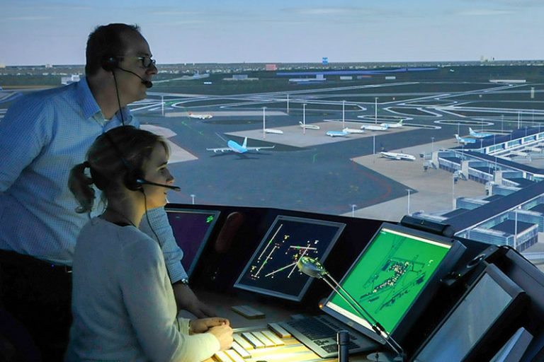 air-traffic-control-simulation-treality-svs